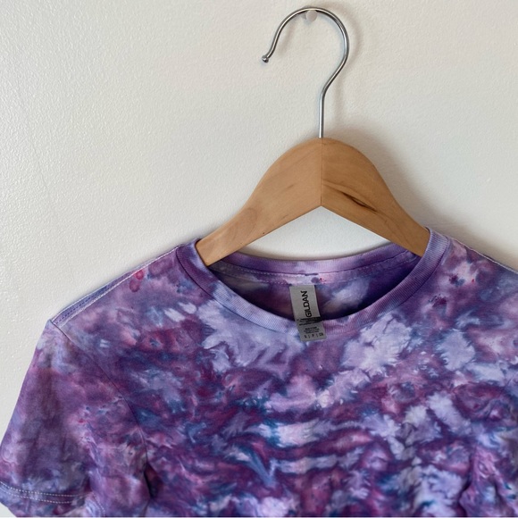 Tie dye/ice dye T-shirt - Picture 3 of 3